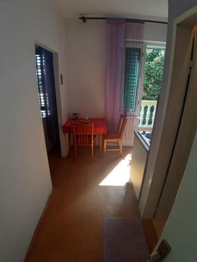 Apartmani Milka Pakoštane Extérieur photo